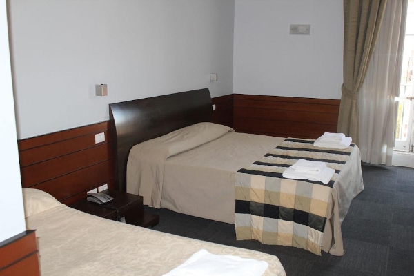 Hotel La Luna Romana